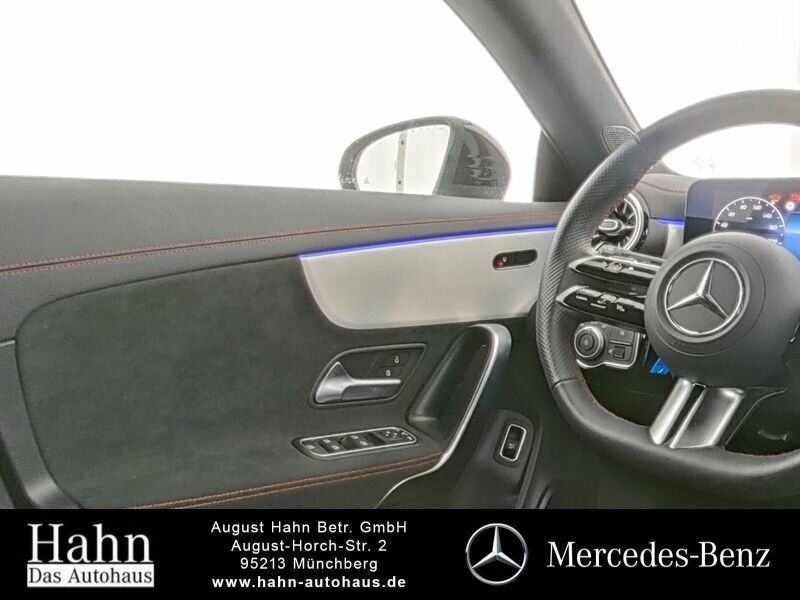 Fahrzeugabbildung Mercedes-Benz CLA 200 Shooting Brake AMG/NIGHT/MULTIB./PANO/KA