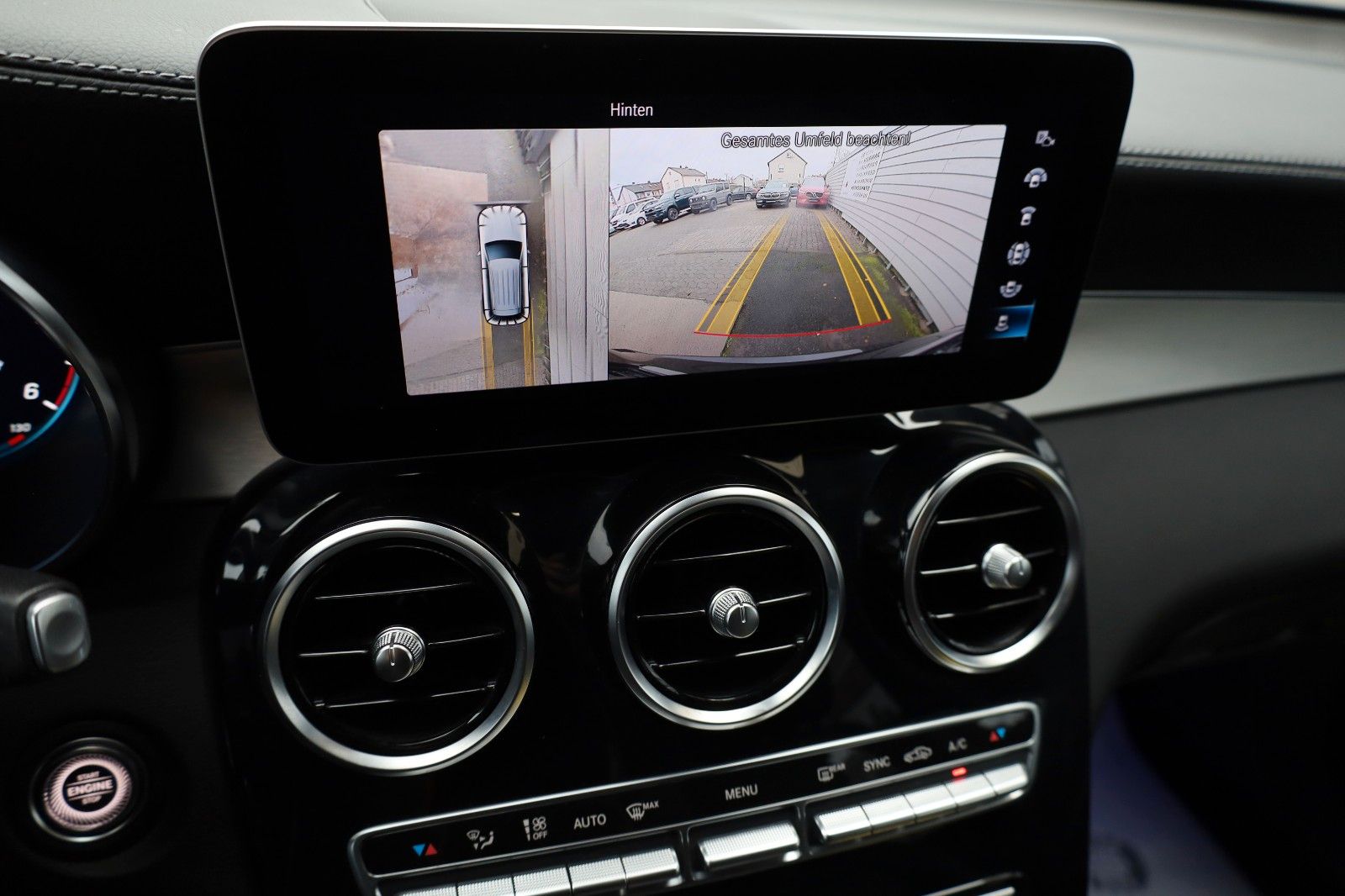 Fahrzeugabbildung Mercedes-Benz GLC 200 d ,Leder,Navi,LED,SH,360Kamera,ACC