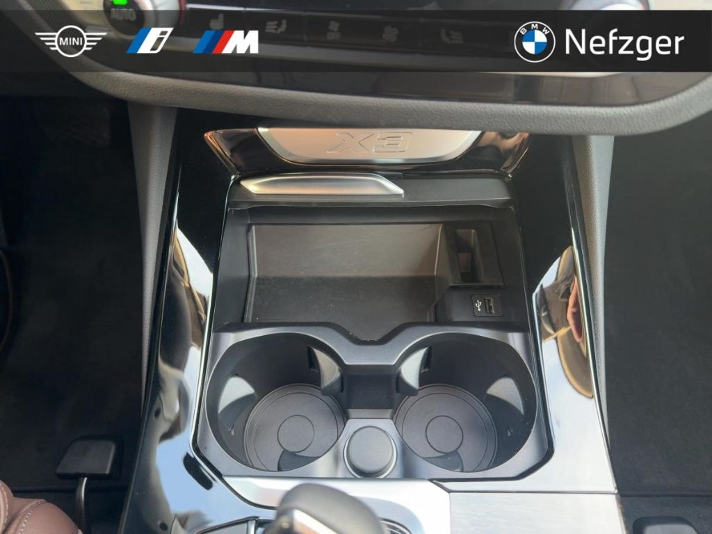 BMW X3 xDrive30e Advantage Park-Assistent HiFi foto 19