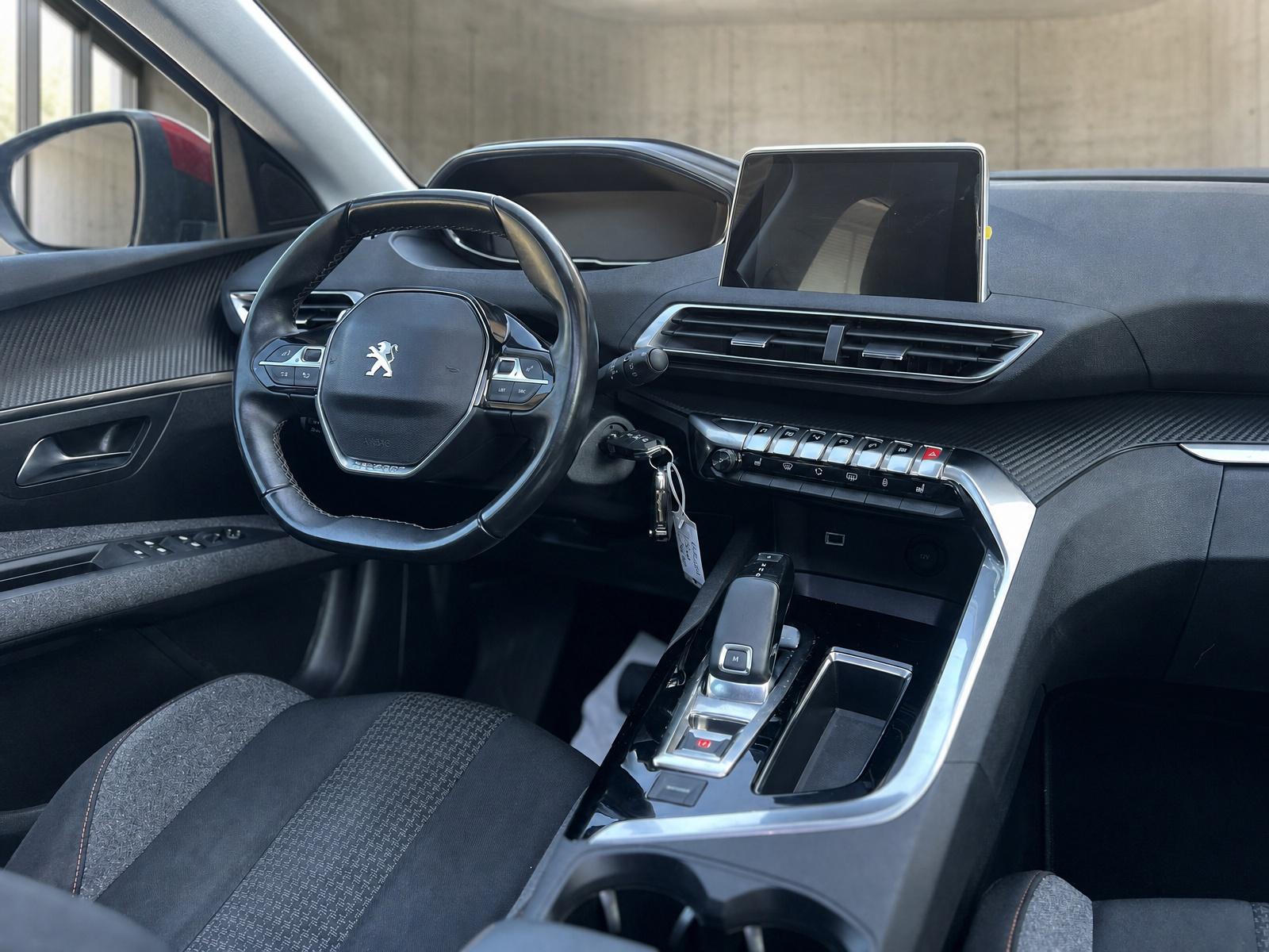 Peugeot 3008 Active *1.Hand*Panoramadach*SHZ*AHK*