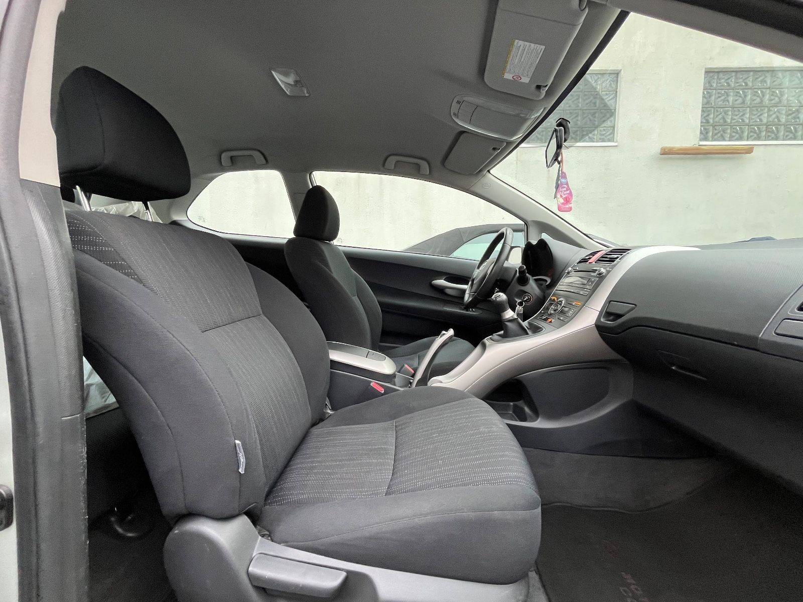 Auris Sol*Klimaauto*Elektr. Fenster*8-Fach bere*