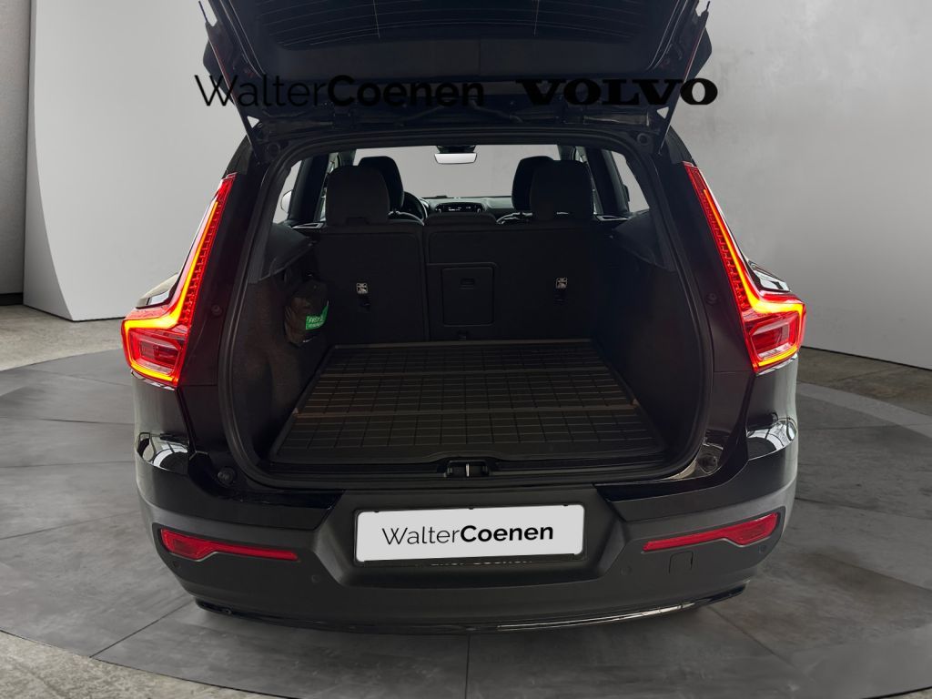 VOLVO XC40 Recharge 69 kWh Single Motor Core VOLVO XC40 Recharge 69 kWh Single Motor Core