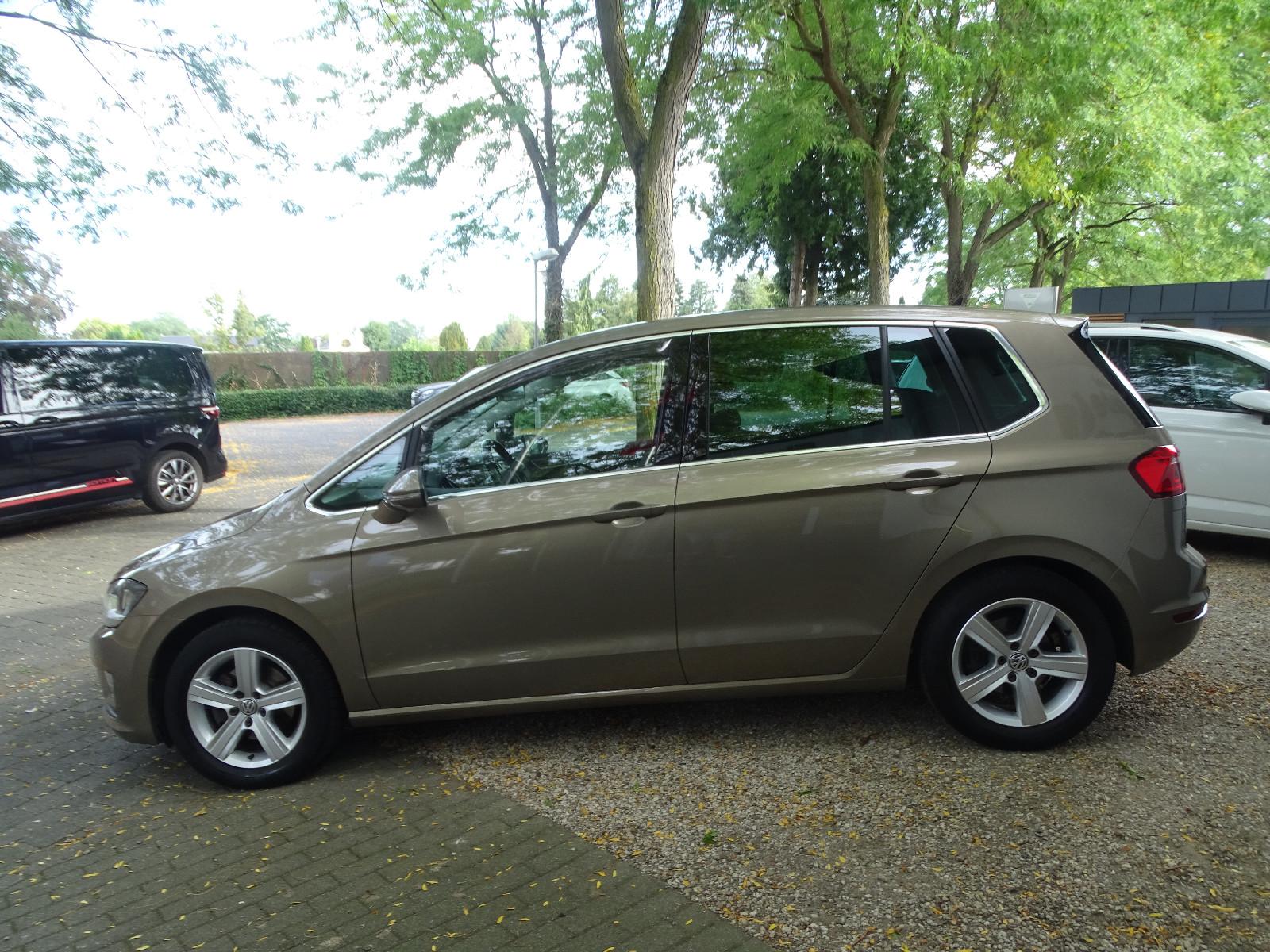Volkswagen Golf Sportsvan VII Highline SHZ PDC AHK