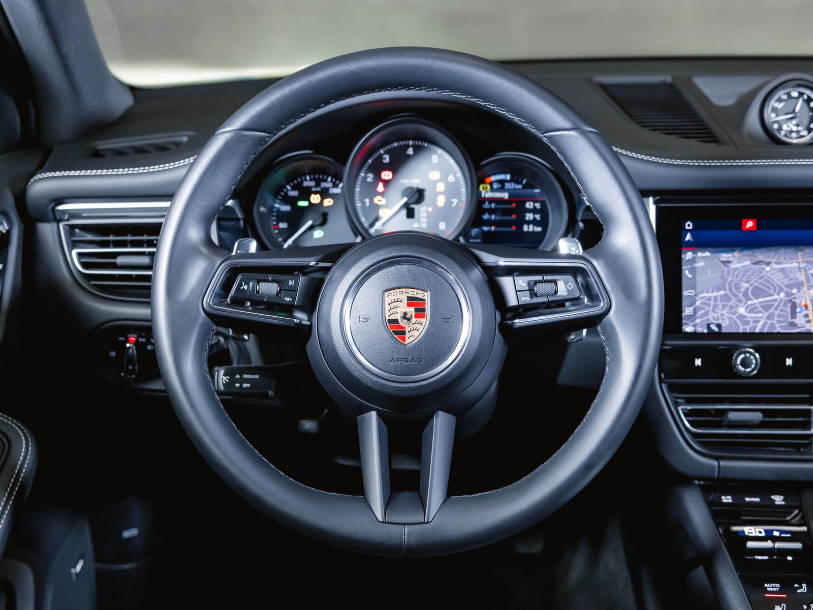 Porsche Macan S Panoramadach Sport Design foto 18
