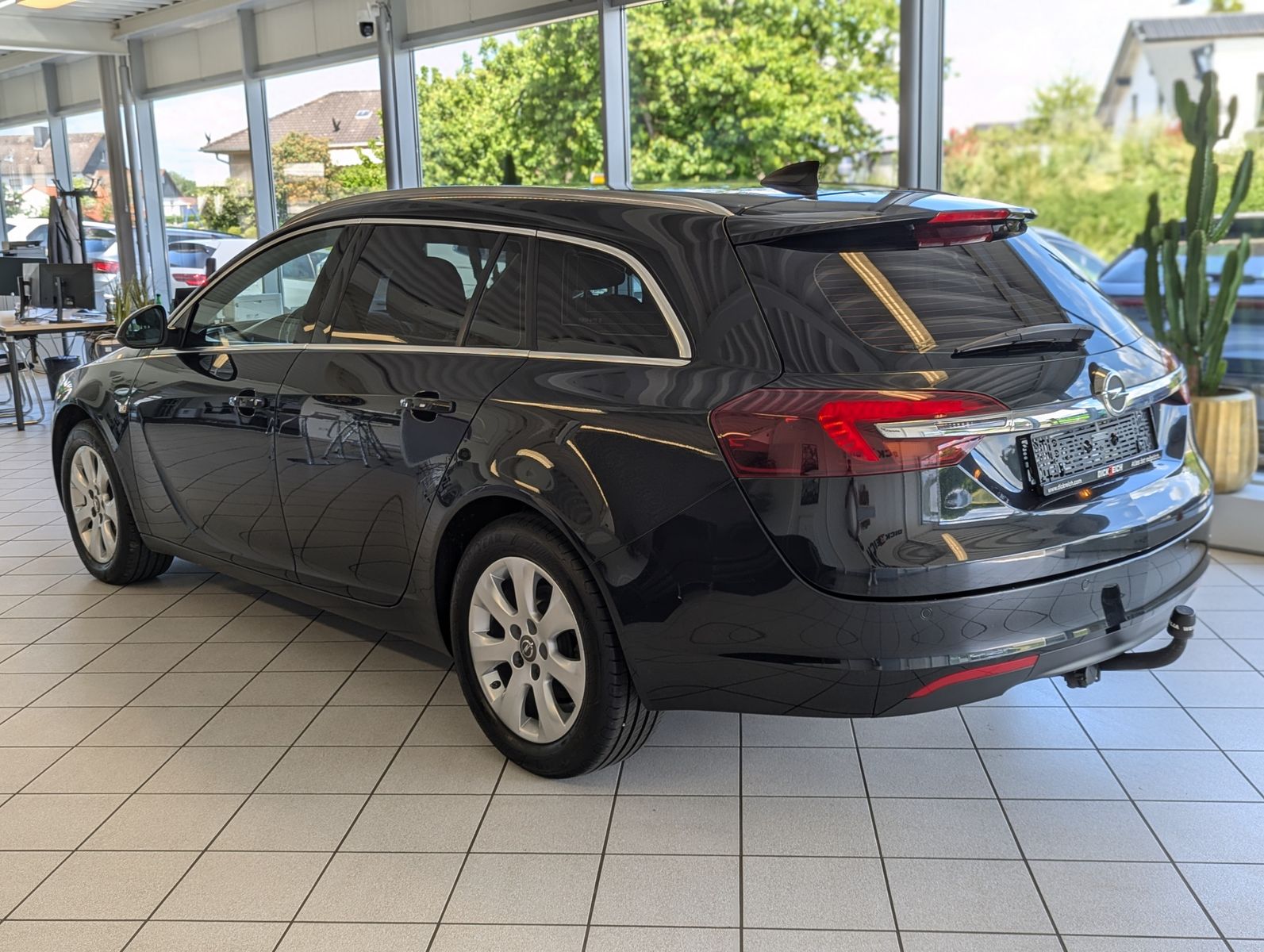 OPEL Insignia 1.6 CDTI Aut. Innovation Bi-Xen AHK - Image 5
