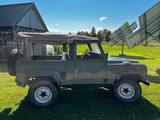 Land Rover 90 Soft Top - Land Rover Defender aus 1985