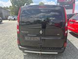 Renault Kangoo Luxe 1.5 Diesel - Renault Kangoo aus 2010 mit Diesel-Antrieb