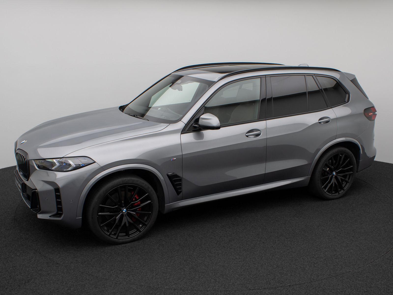 Fahrzeugabbildung BMW X5 xD30d M Sport Pro Pano HUD DAB H/K 360°22Zoll