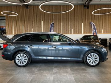 Audi A4 Avant design ultra *NAVI*ACC*AHK*PDC*MATRIX*