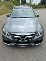 Mercedes-Benz E 63 AMG S 4MATIC T / Mwst. ausweisbar !TOP! - gebrauchte Mercedes-Benz E 63 AMG aus dem Jahr 2015