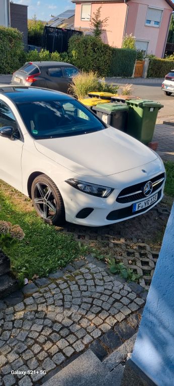 Image of Mercedes-Benz A 220