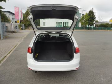 Volkswagen Golf - 9