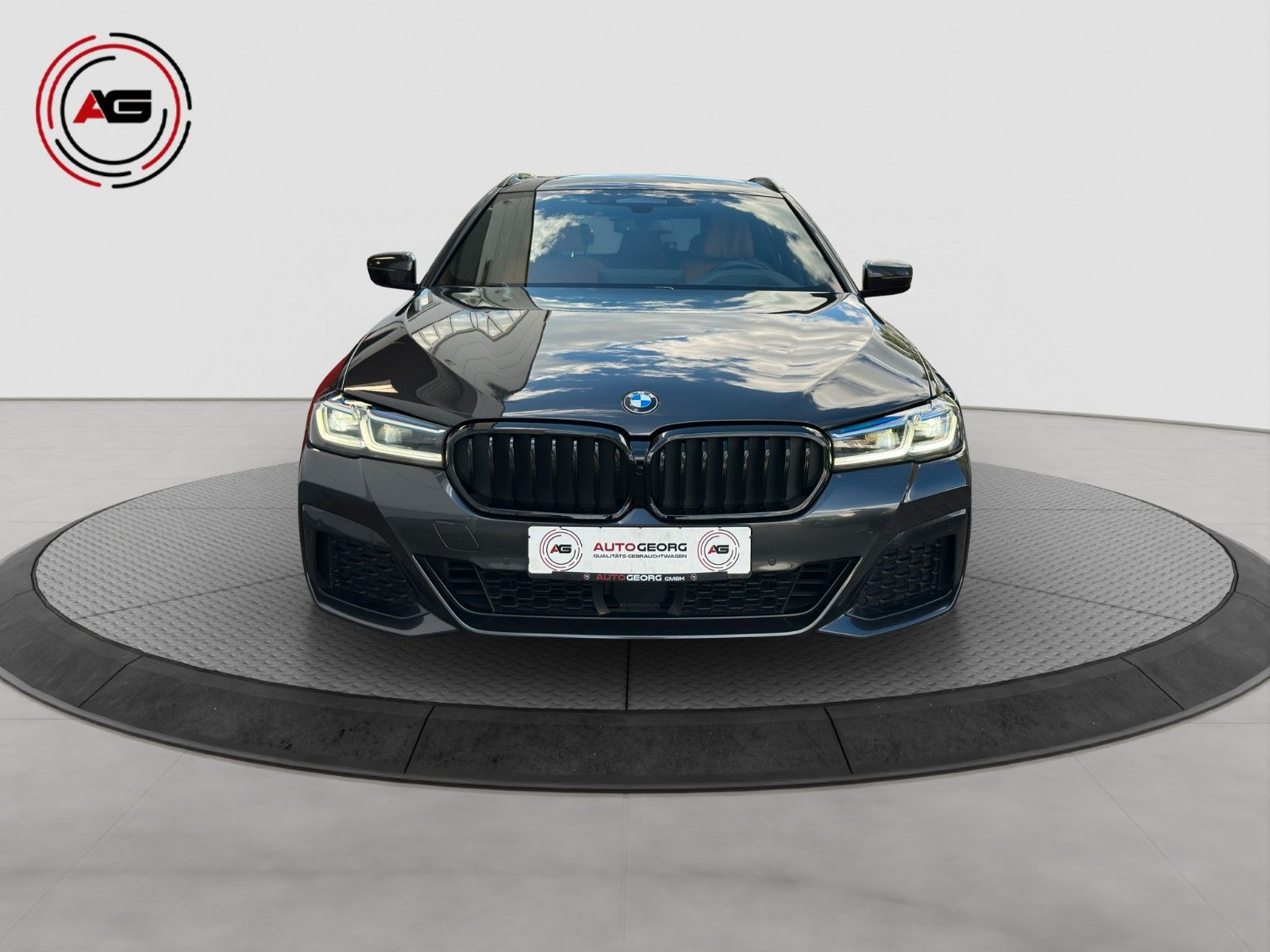 BMW 530dT M-SPORT LC.PRO ACC LASER PANO HUD STANDHZG foto 2