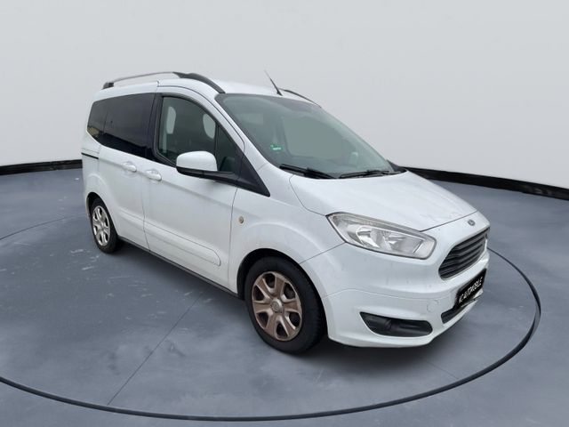 Ford Tourneo Courier Titanium*EURO6*MOTOR GERÄUSCHE*