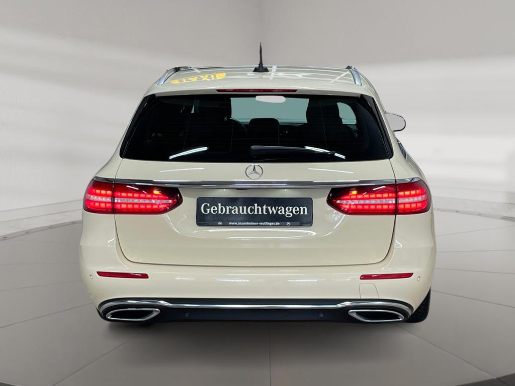 Mercedes-Benz E 220 d T Avantgarde Avantgarde+MBUX+Cam+LED+AUT