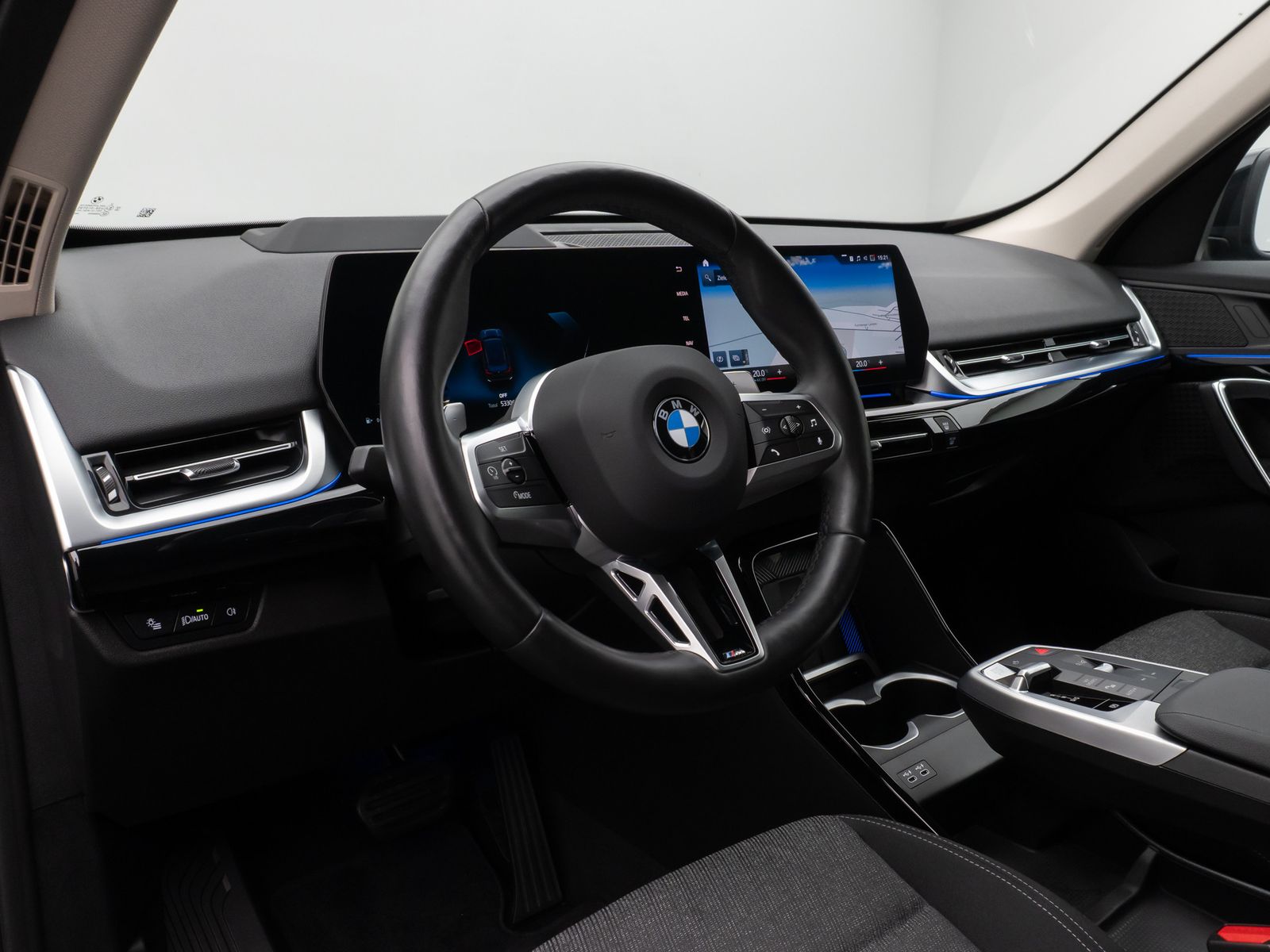 Fahrzeugabbildung BMW X1 sD20i 360°HUD DAB MSport Alarm Komfort 18Zoll