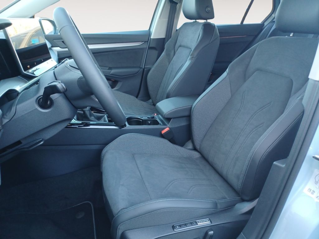 Fahrzeugabbildung Volkswagen Golf 1.5 TSI OPF Style, Shzg, LED Plus, Climatro