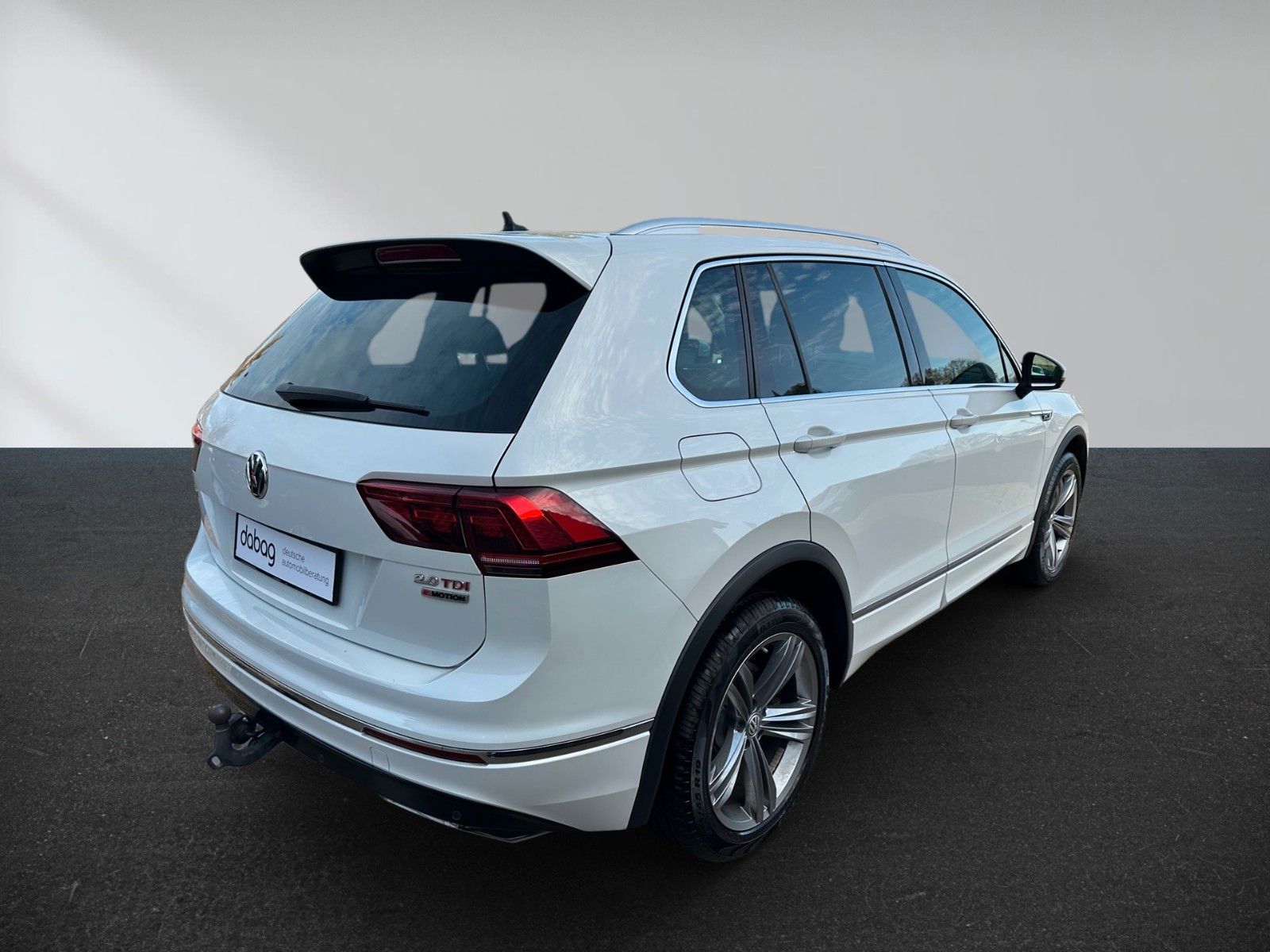 Volkswagen Tiguan 2.0 TDI DSG Highline Pano Ahk Navi Lhz – Bild 5