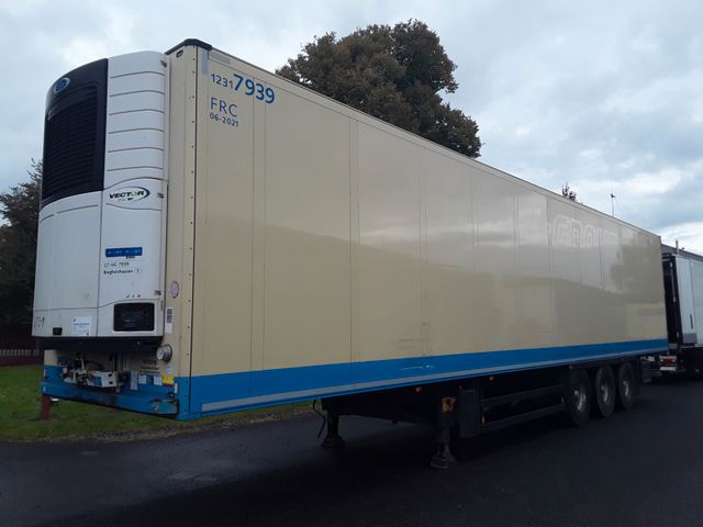 Schmitz Cargobull SKO 24/L - 13.4 FP60 Cool/Multi Temp