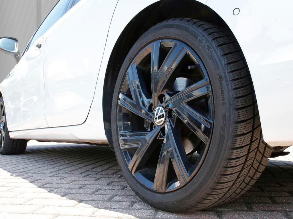 Volkswagen Golf VIII 2.0 TSI DSG Style 18" AHK Kamera ACC, миниатюра 5