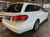 Mercedes-Benz E 350 BlueTec *4Matic*Avantgarde*AHK*LED* - Mercedes-Benz E 350 aus 2016