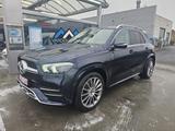 Mercedes-Benz GLE 300 d 4MATIC - - blaue Mercedes-Benz GLE 300