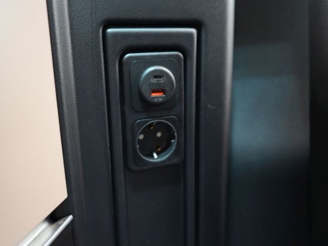 V 220 d MARCO POLO AT+AHK+NAVI+SITZHEIZUNG+SCHIE