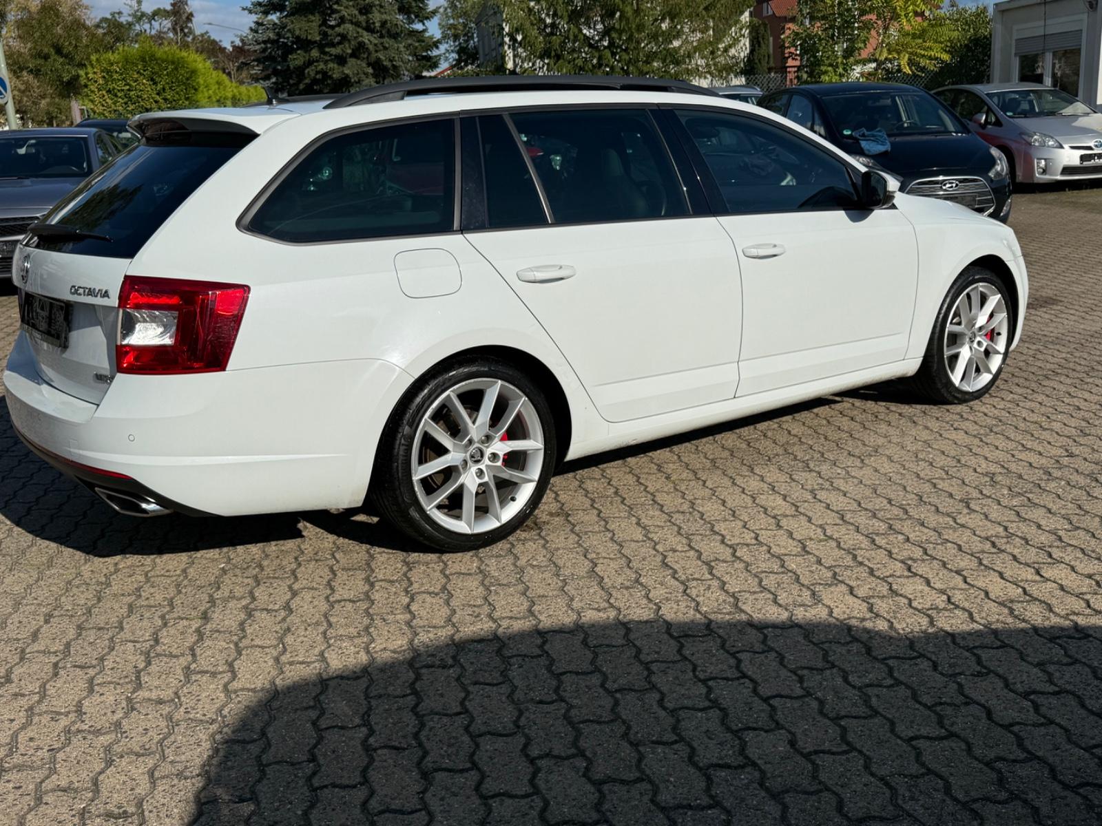 Skoda Octavia 2015 — photo 7