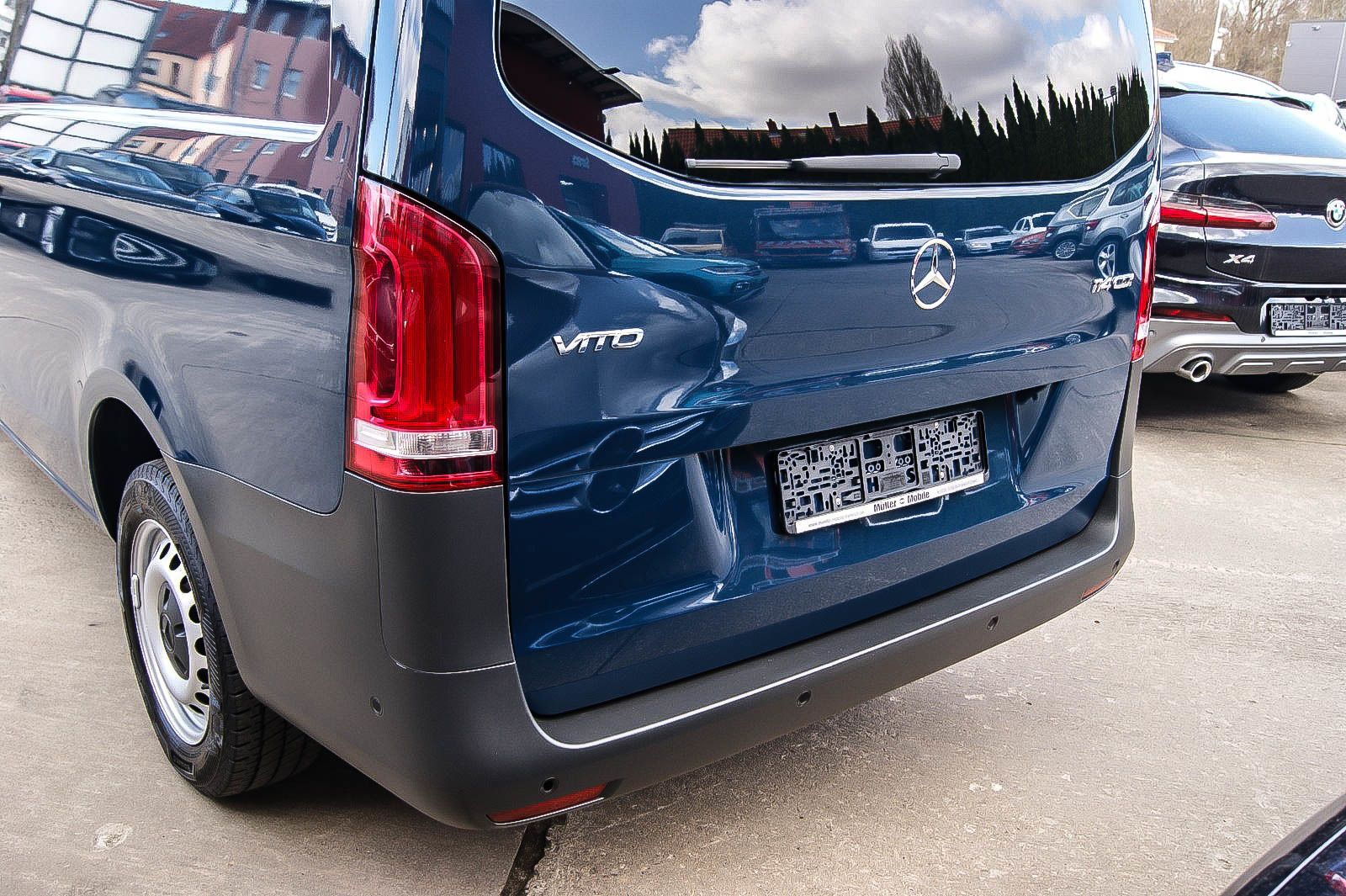 Fahrzeugabbildung Mercedes-Benz Vito Kasten 114 CDI lang Aut LED KAMERA PARKASSI