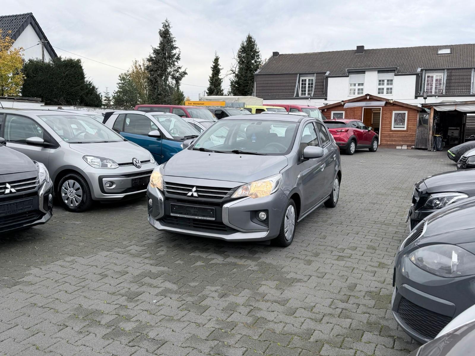 Mitsubishi Space Star Basis*1*HAND