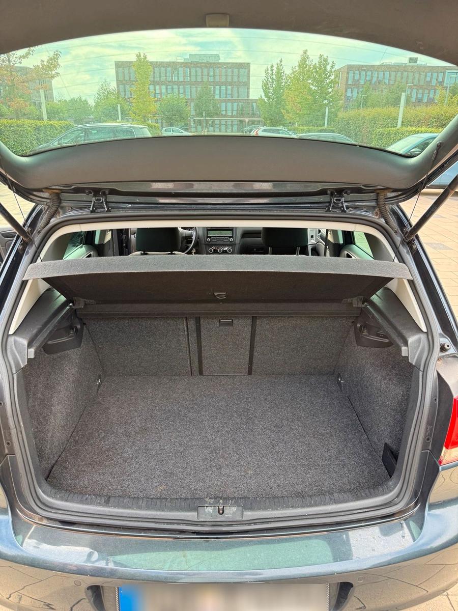 Volkswagen Golf 2009 — photo 11
