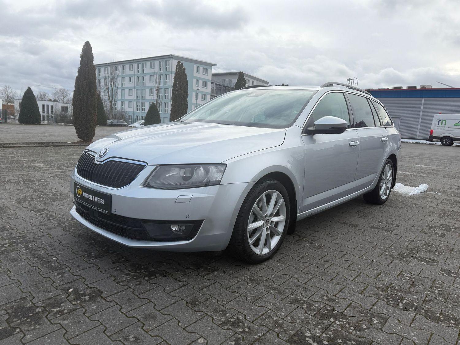 Skoda Octavia 2.0 TDI 1.HAND/AUTOMATIK/ACC/PANO/KEYLES