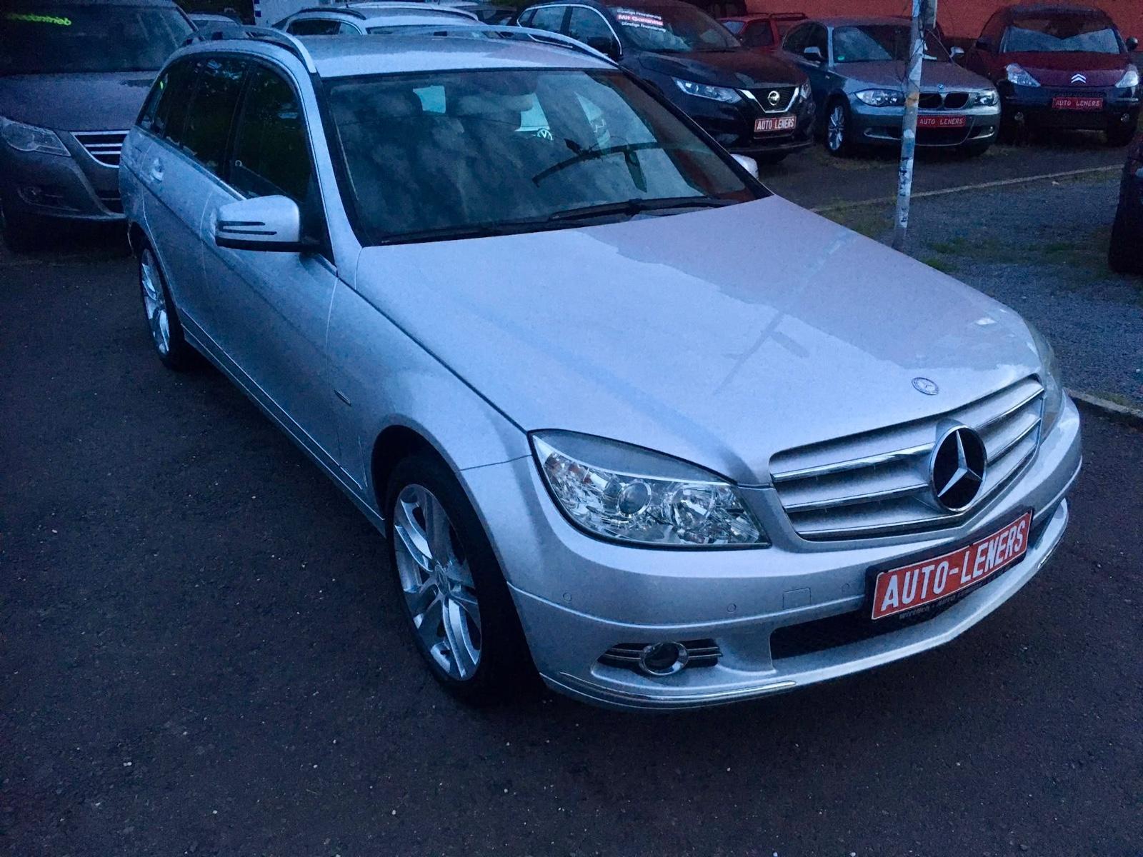 Mercedes-Benz C 200 KOMPRESSOR T*AUTOM.*AHK*ALU*TOP-ZUSTAND