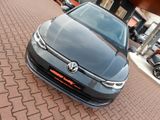 Volkswagen Golf VIII Lim. Style eTSI , LED, elektr. Sitze - Volkswagen Golf: Sitze