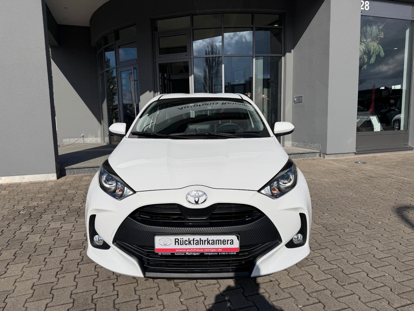 Toyota Yaris 1.5 l-VVT-i Comfort*RFK,Alufelgen,Tempomat