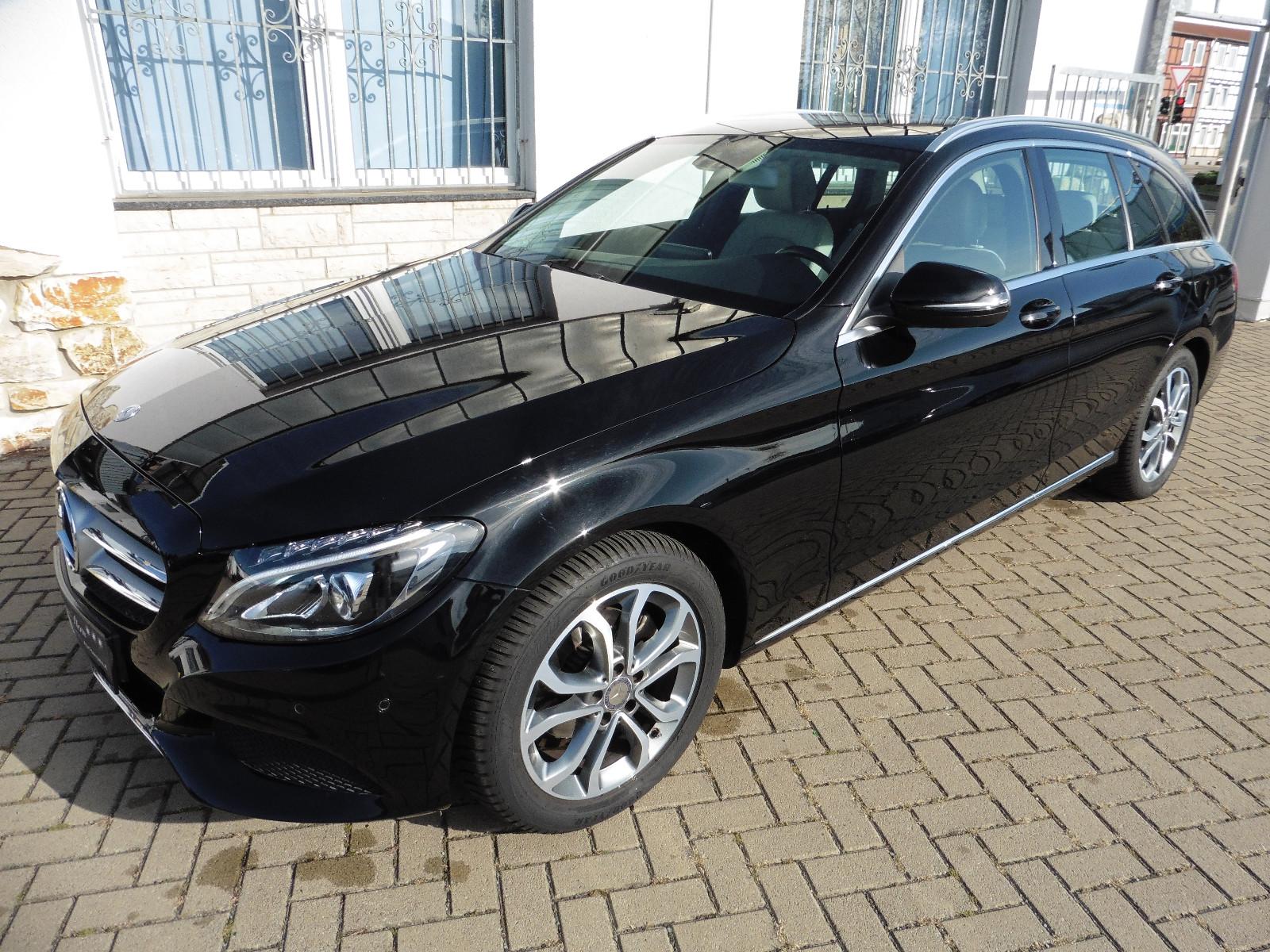 Mercedes-Benz T 7G-Tronic*LED*NAVI*AHK*Panorama*el.Heck*Sports