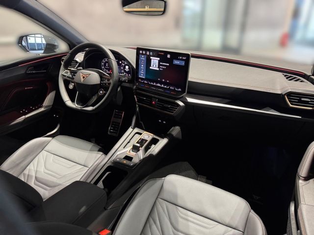 Leon Sportstourer 1.5 e-Hybrid VZ Sennheiser AHK