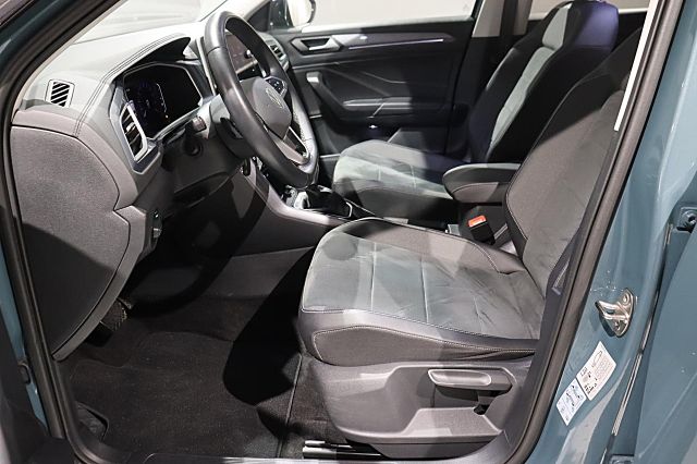 T-Roc Style 1.5 l TSI DSG ACC KAMERA SHZ PARKASS