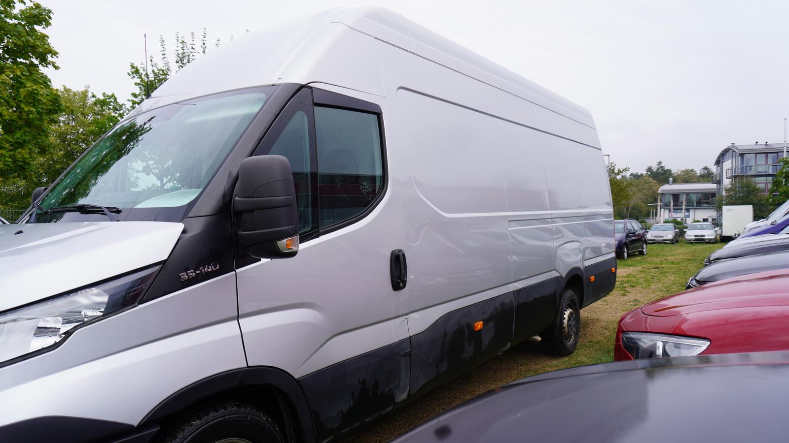 Iveco Daily 35S14 ... V Radstand 4100 *TÜV 07/28*