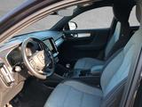 Volvo XC40 T2 Momentum Pro AHK ACC BLIS LED - Volvo XC40: Momentum Pro