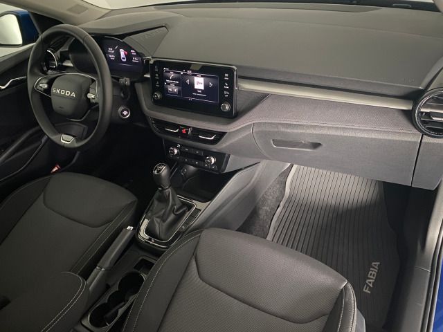 Fabia Tour 1.0 TSI LED+KAMERA+SHZ+EPH