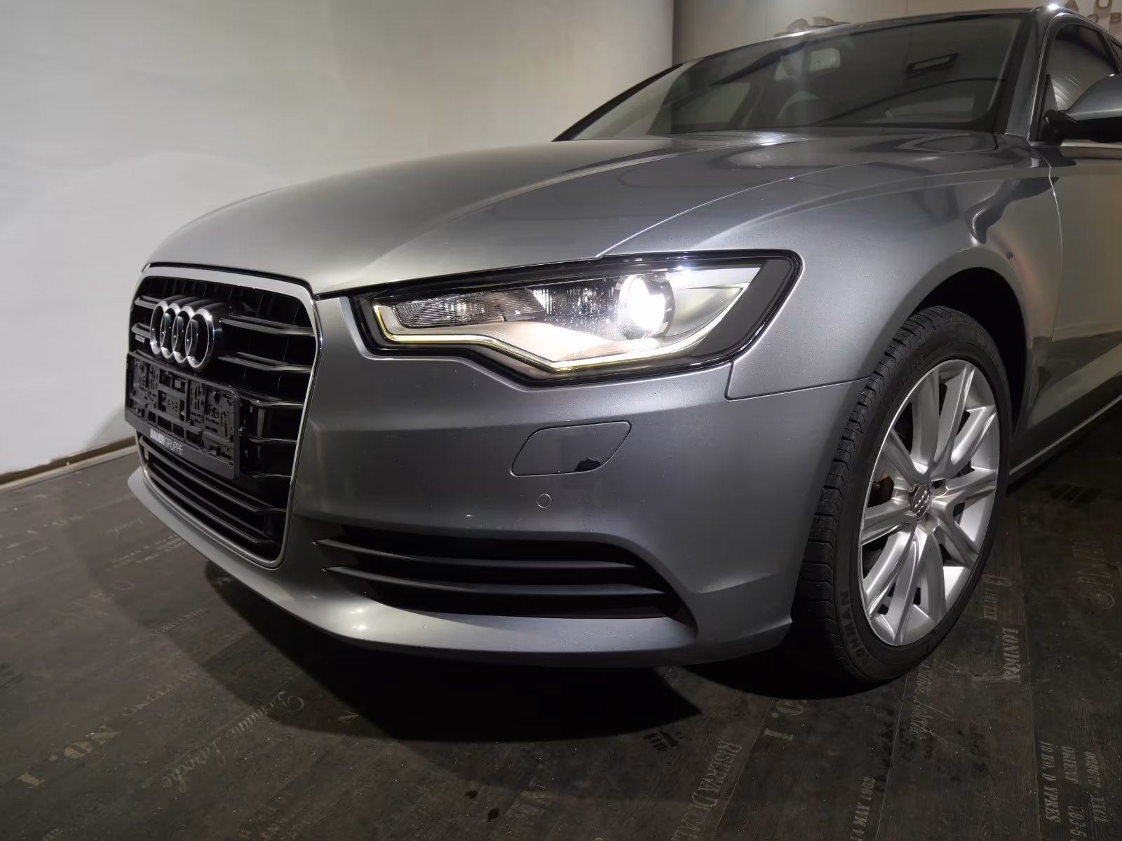 Audi A6 -