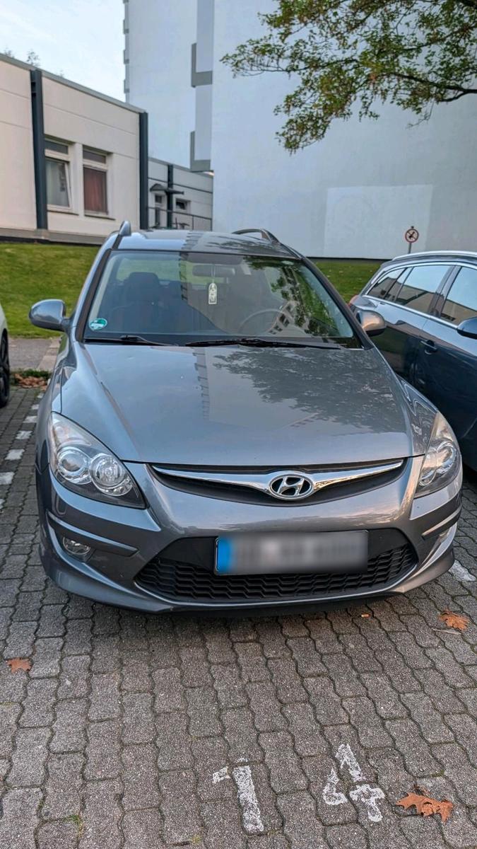 Hyundai i30, 2011