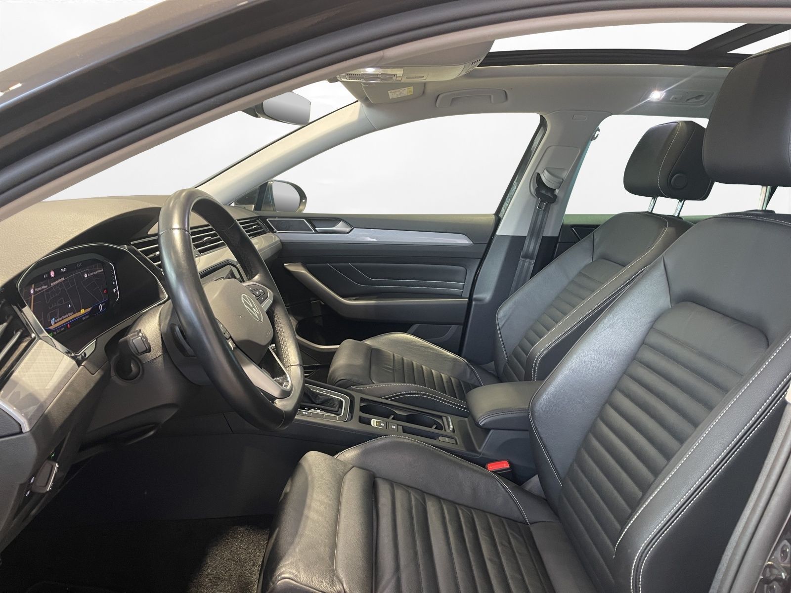 Volkswagen Passat Variant - Bild 17