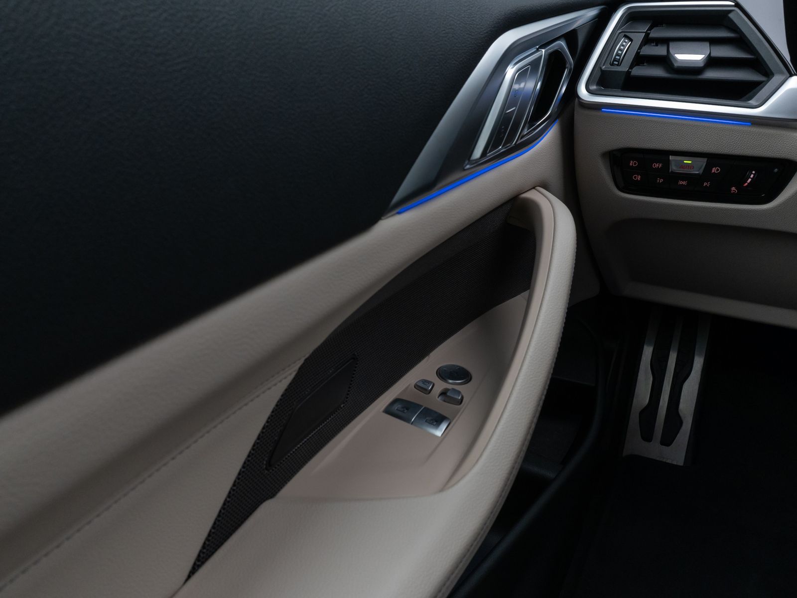 Fahrzeugabbildung BMW 430i xD Coupé M Sport Laser Kamera DAB H/K19Zoll