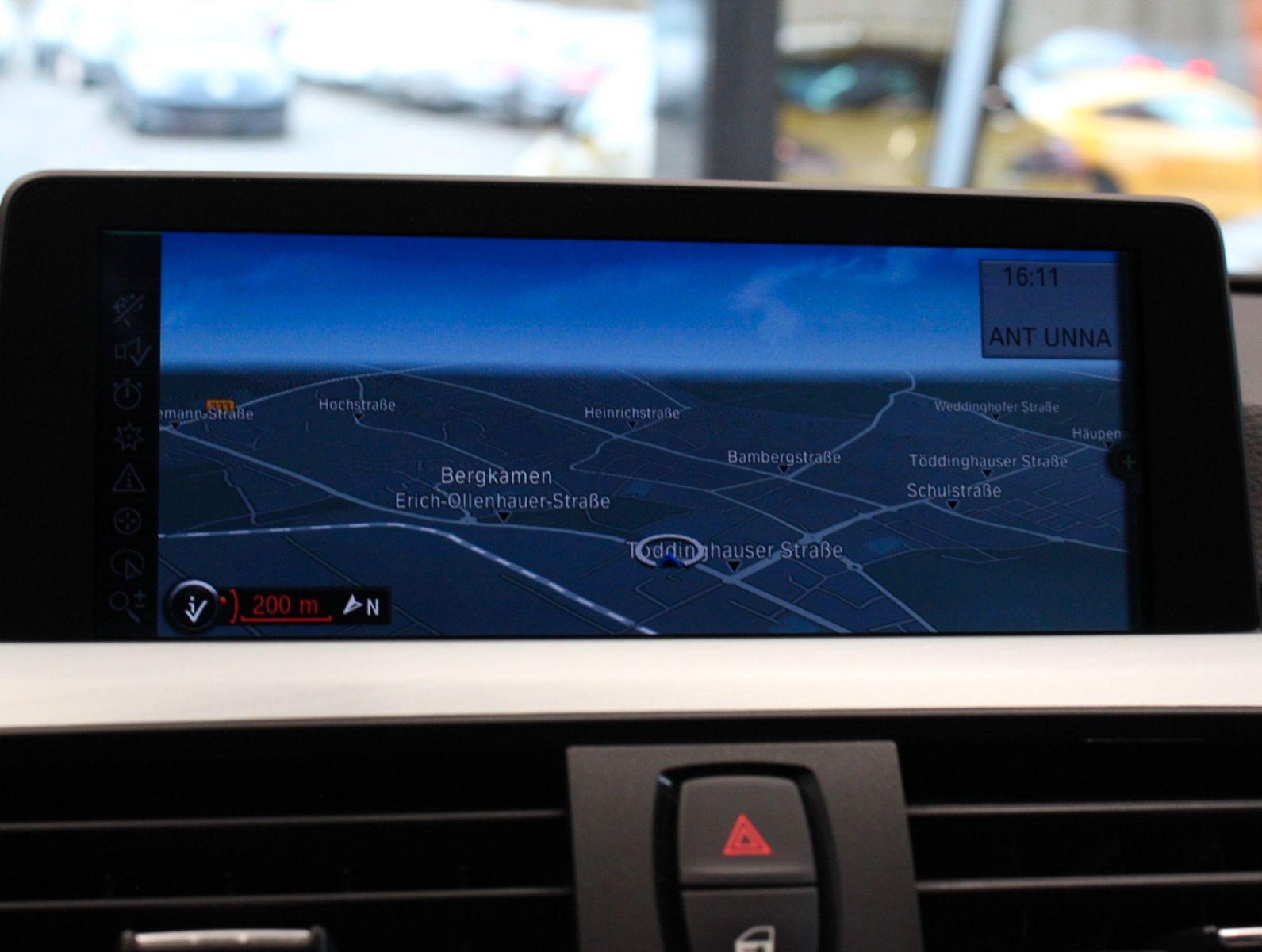 Fahrzeugabbildung BMW 335i Sport Line*Head-UP*Bi-Xenon*GSD