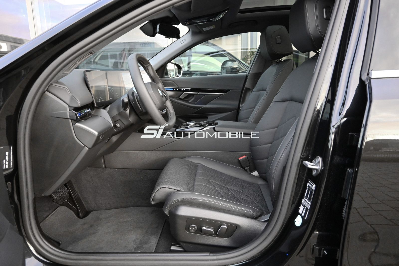 Fahrzeugabbildung BMW 520d °KOMFORTSITZE°PANO°SITZKLIMA°STANDHEIZ°360°