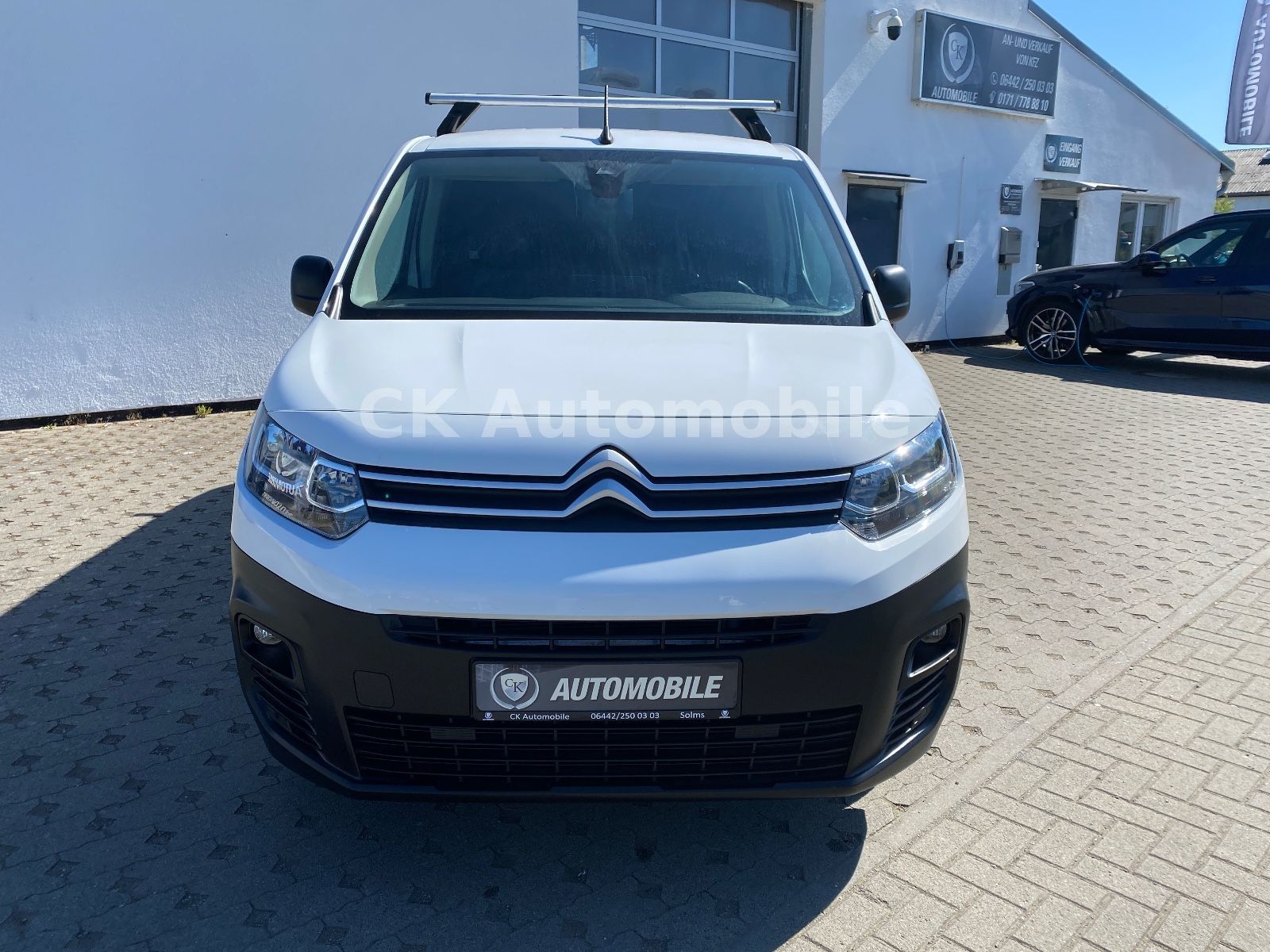 Fahrzeugabbildung Citroën Berlingo Kasten Driver XL/L2/Navi/Klima/Kamera