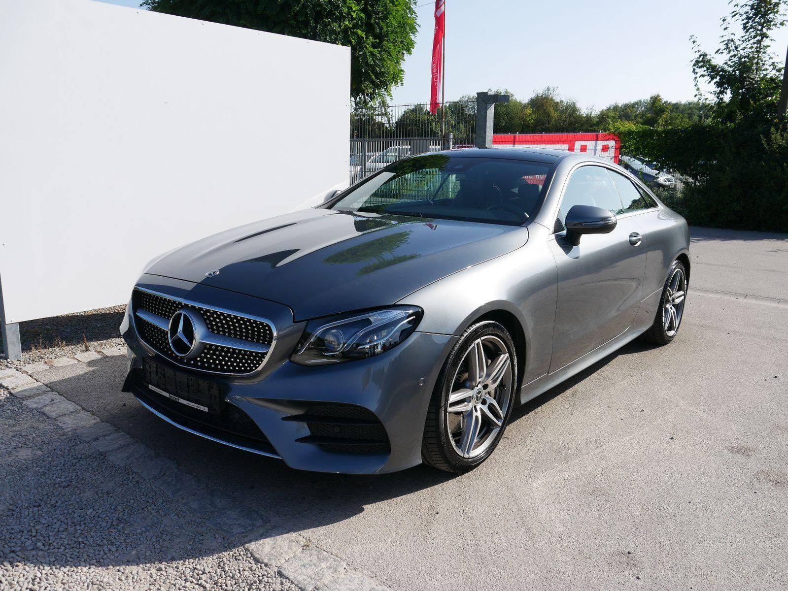 Mercedes-Benz E 300 Coupe-AMG-LINE NAVI PDC KAMERA LED SHZ KLI foto 2