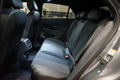 VW T-Roc 1.5 eTSI R-Line | Pano | 20"| NEUES MODELL VW T-Roc 1.5 eTSI R-Line | Pano | 20"| NEUES MODELL